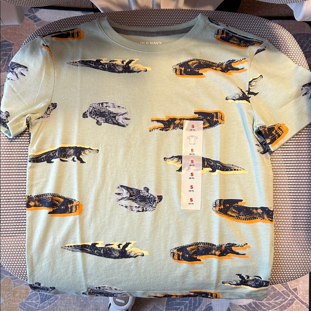 Old Navy Green Crocodile Graphic Tee